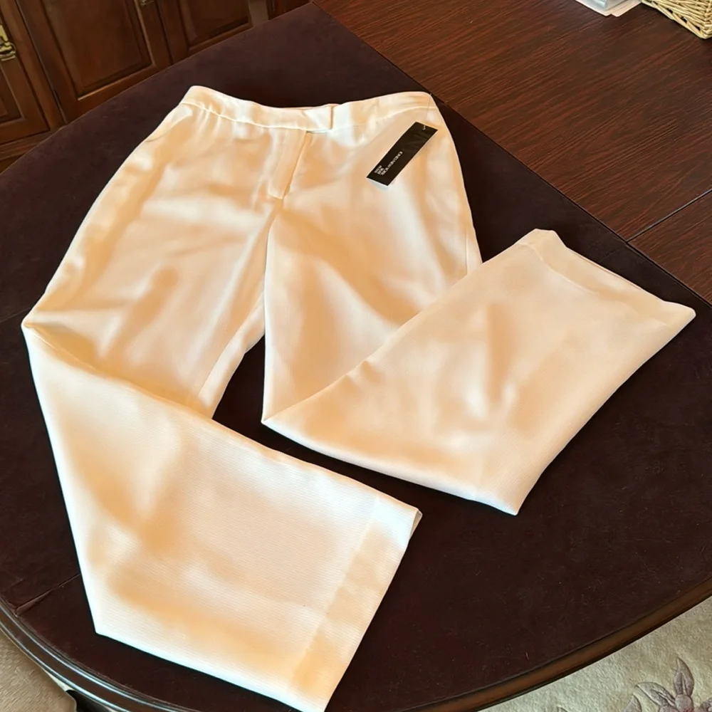 Brand New Jones New York White Lined Slacks - Picture 1 of 14